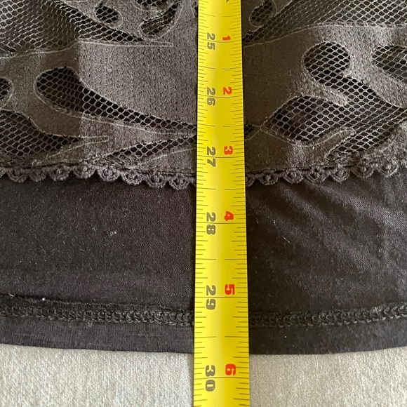 Like New Anthropologie Meadow Rue Black Tunic Lace Overlay Size M - Picture 8 of 10